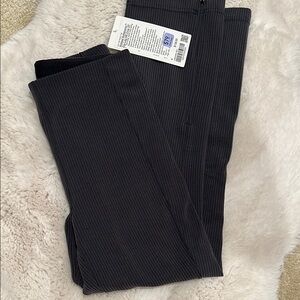 Lululemon Ribbed softstreme zip leg HR Crop 25” black